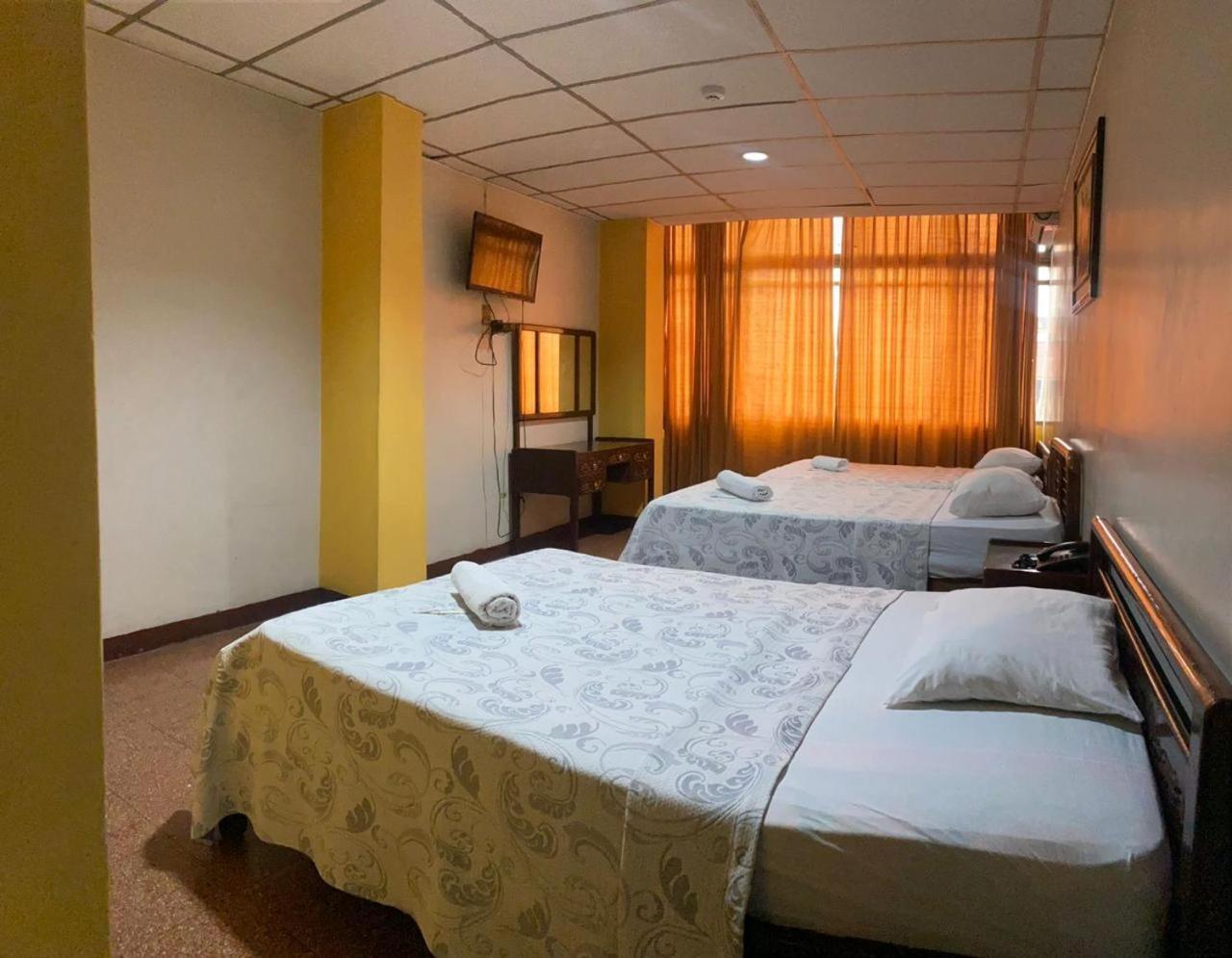 Hotel Andes Inn Guayaquil Exterior photo