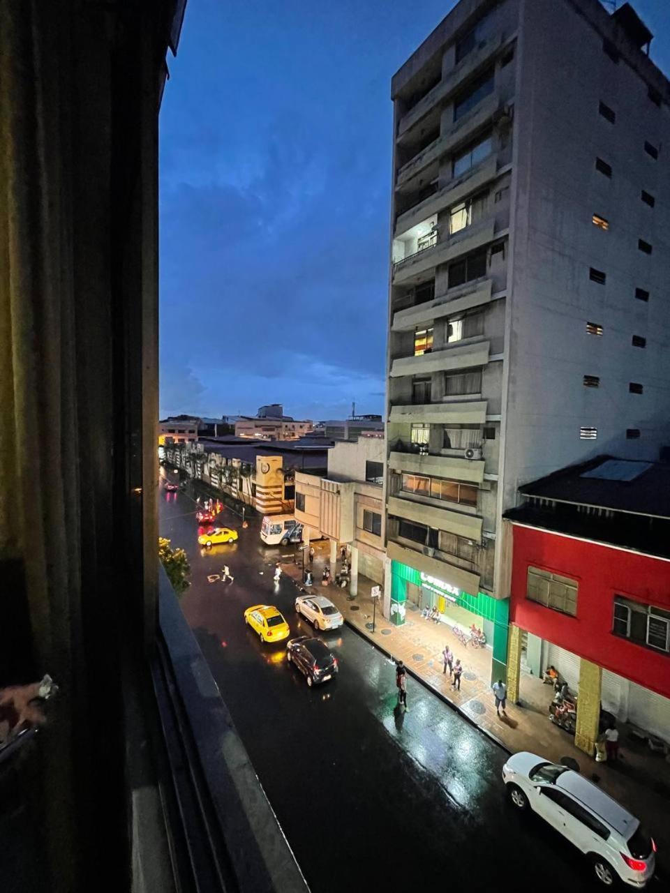 Hotel Andes Inn Guayaquil Exterior photo